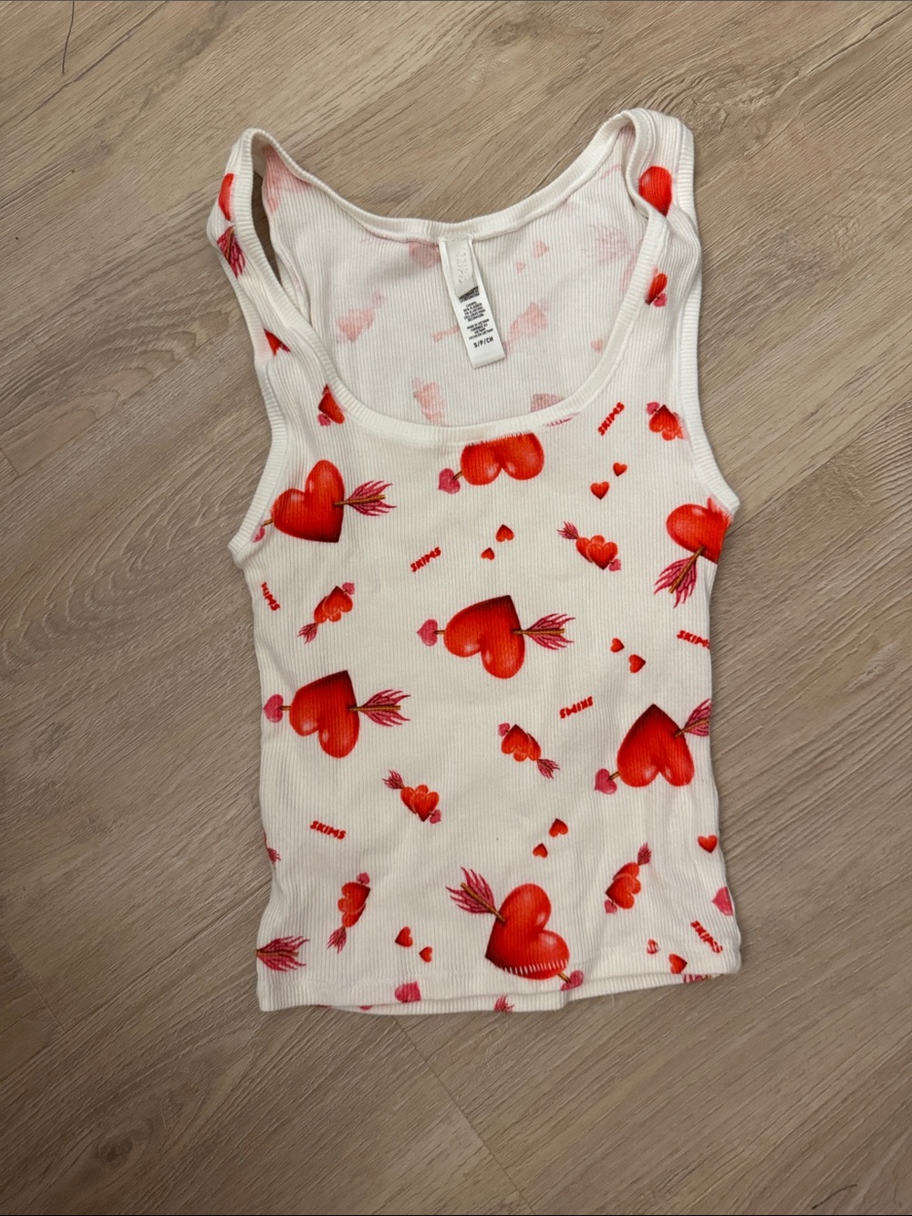 Skims ribbed Tank Top with Red Heart Print